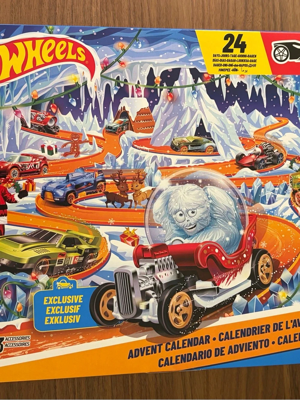 Hot Wheels 2026 Advent Calendar 24 Days 10 Cars & 23 Accessories